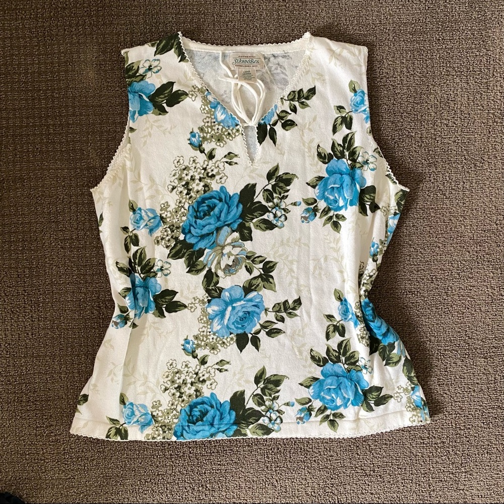 Vintage St. John’s bay knit rose sweater shirt